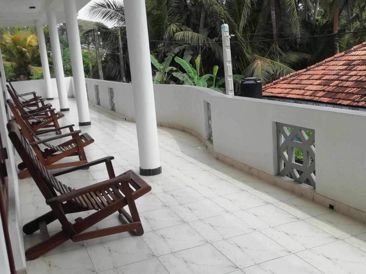 Hotel White Baby Hikkaduwa Exterior foto
